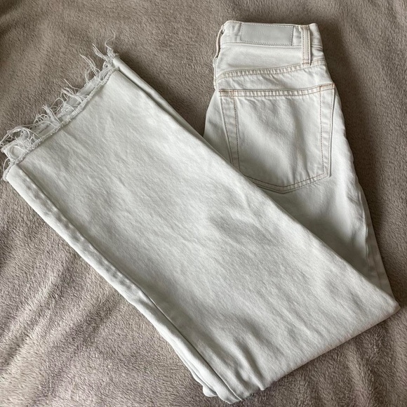 RE/DONE ORIGINALS- White / Bleach Light Wash Wide Leg Jeans - Picture 7 of 8